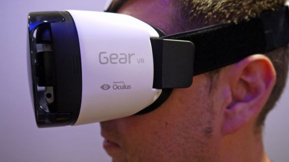 Gear VR - Zprávy ze světa mobilních zařízení