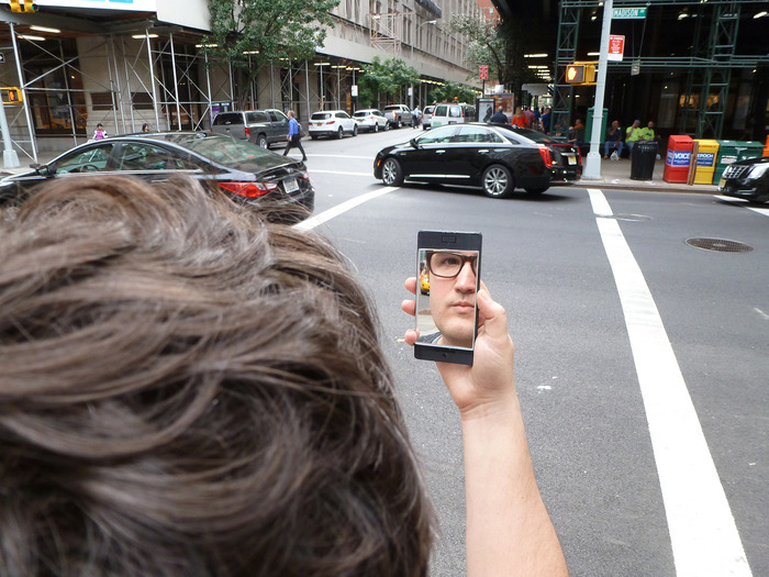 NoPhone a selfie - Zprávy ze světa mobilních zařízení